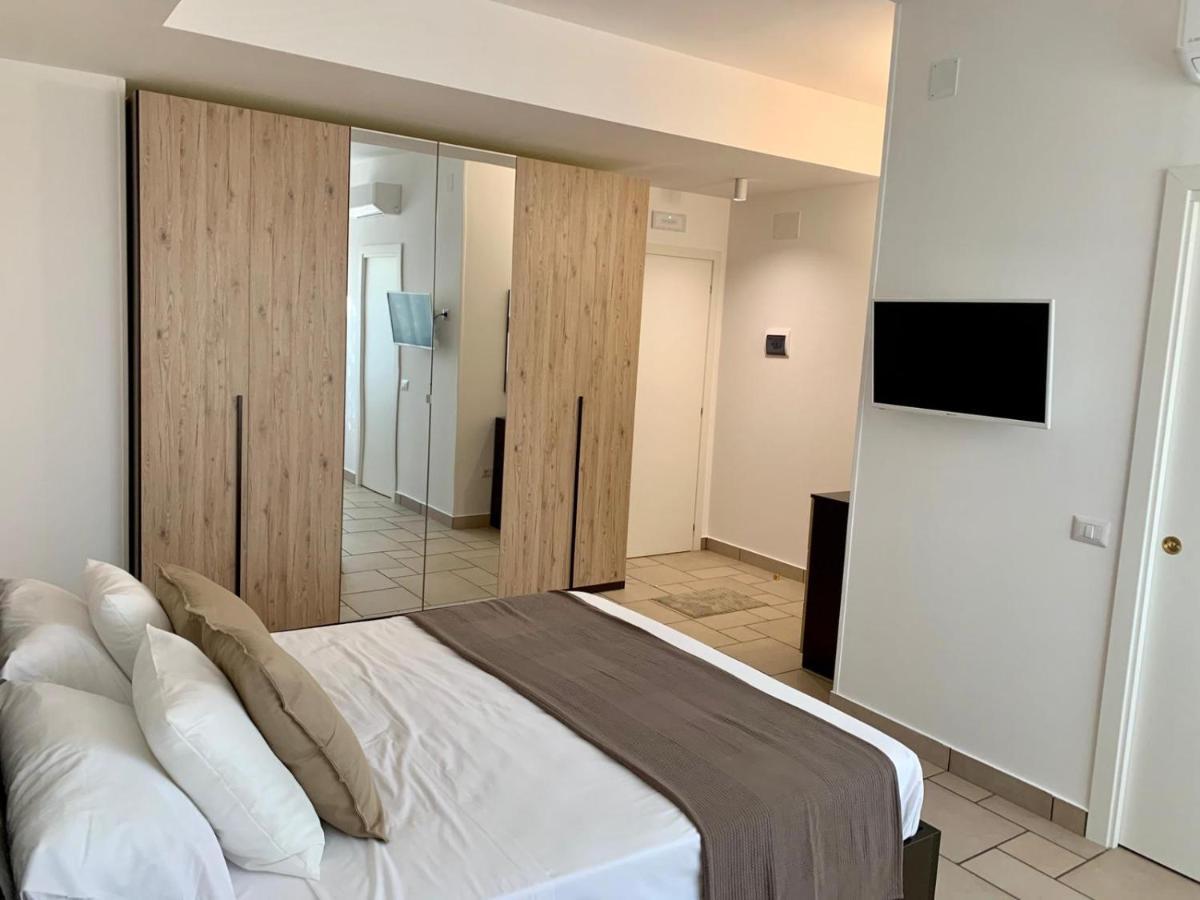 קאפאצ'יו-פאסטום Torre Dei Mori Boutique Rooms B&B מראה חיצוני תמונה